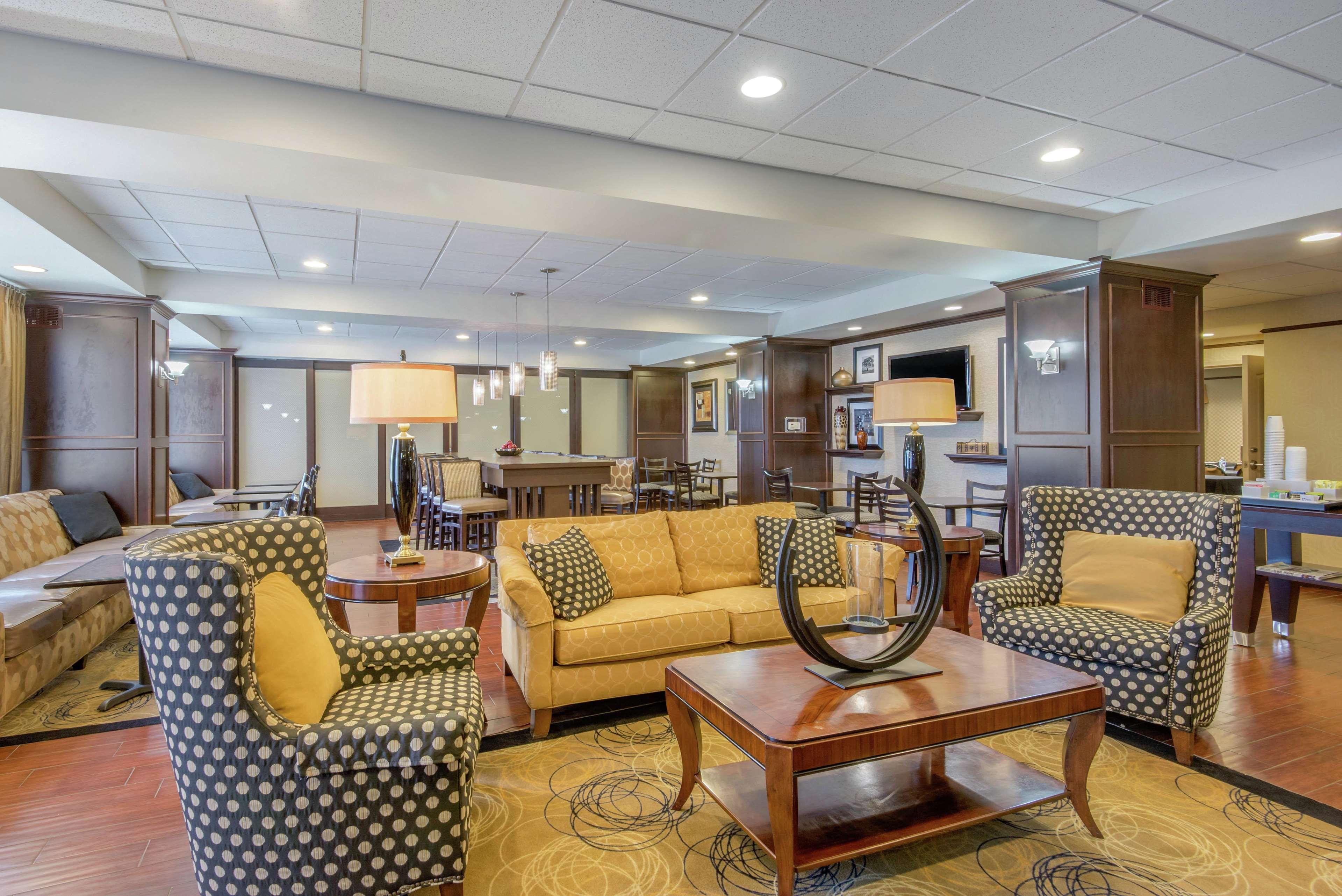 Hampton Inn Meadville Kültér fotó