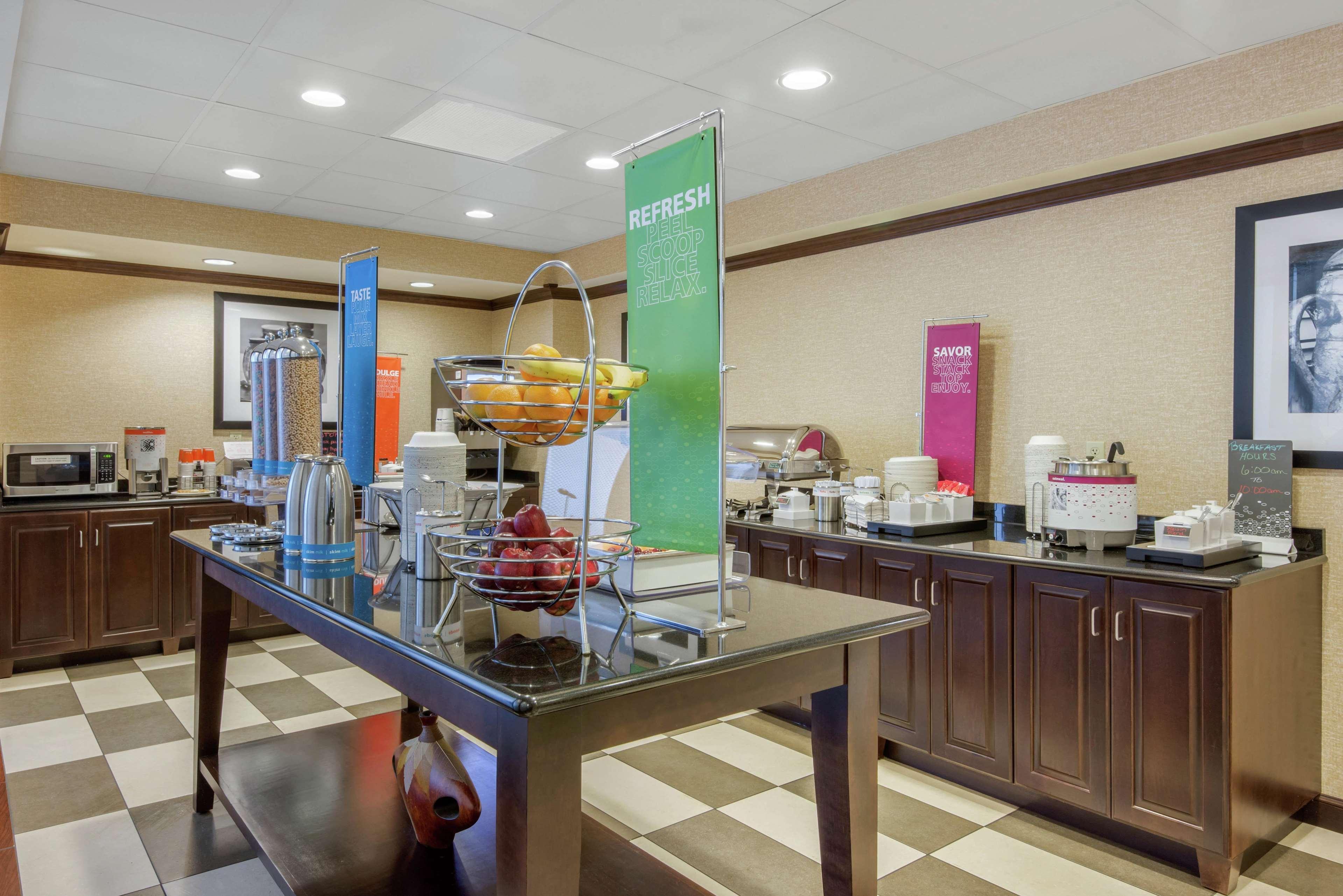 Hampton Inn Meadville Kültér fotó