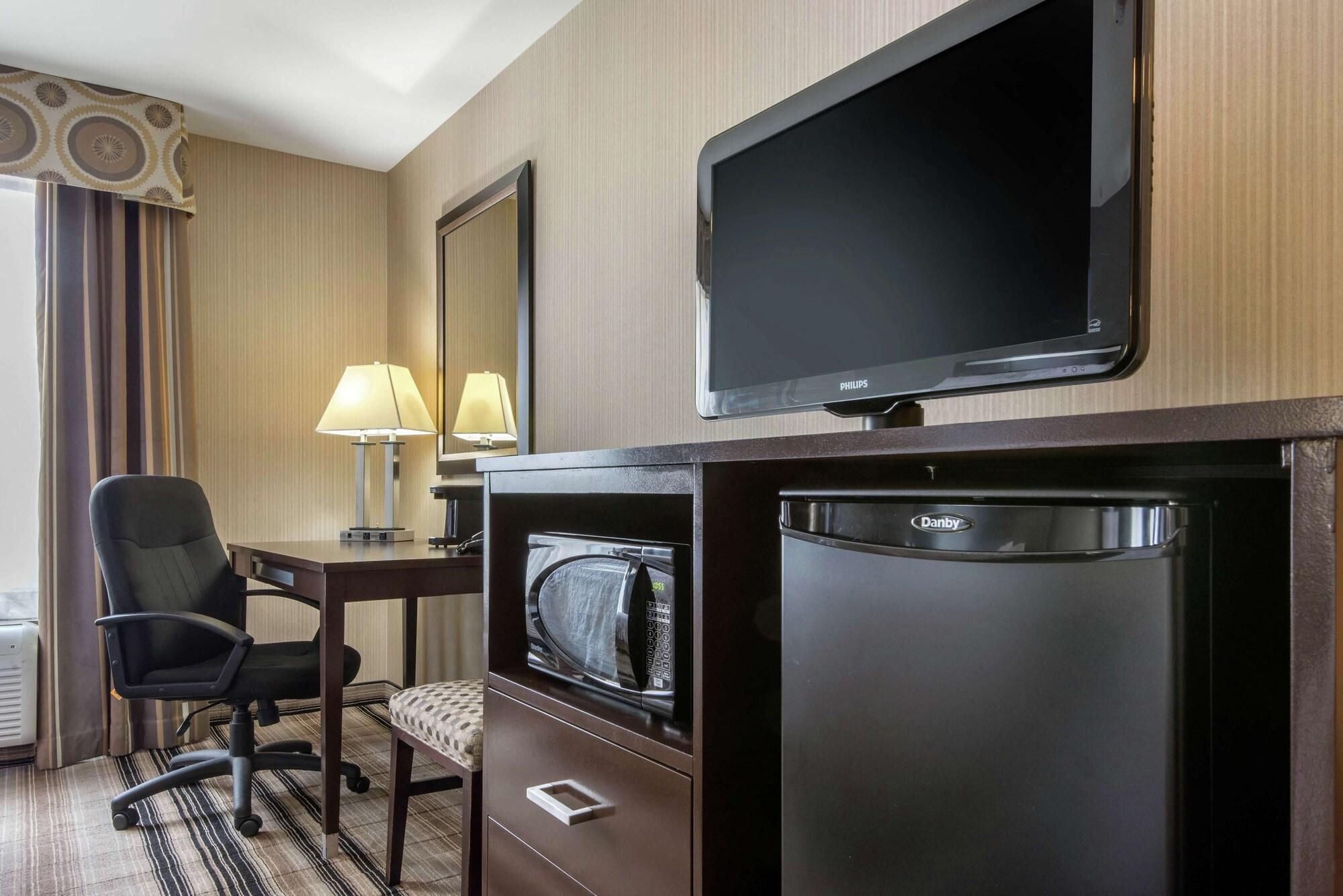 Hampton Inn Meadville Kültér fotó
